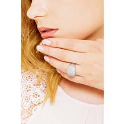 18k white gold band ring with diamonds pavé 2