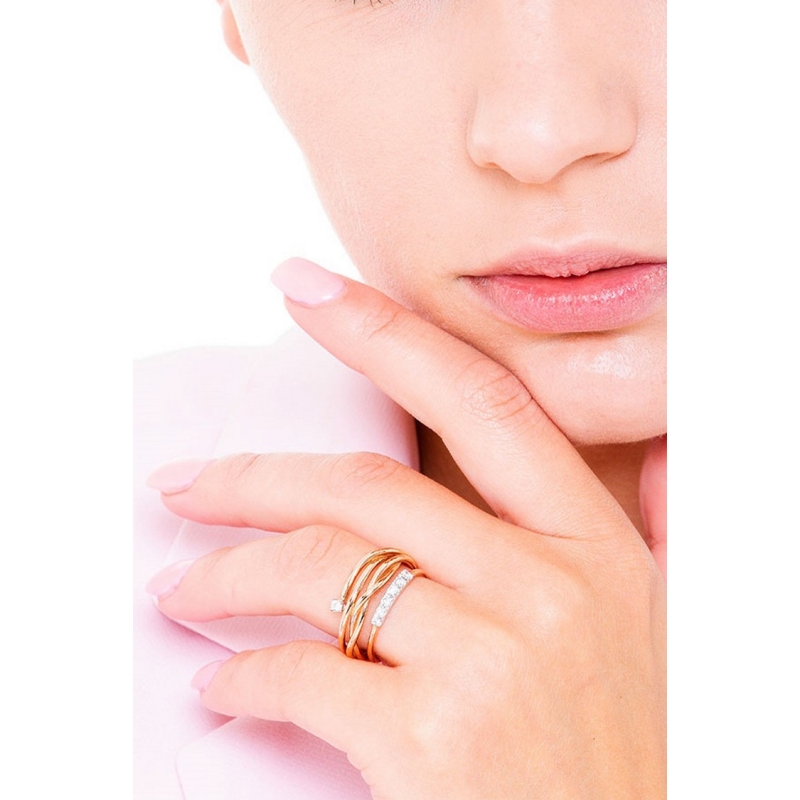 White and rosé gold 18k band ring with diamonds