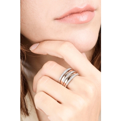 Band ring in white and rosé gold 18k with three rows of diamonds 