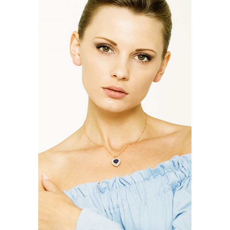 Necklace with pendant, central heart shaped sapphire and diamonds