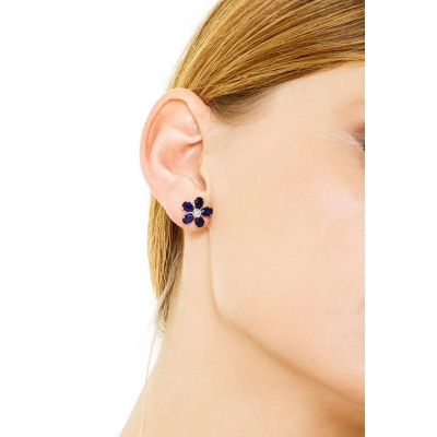 Flower earrings with blue sapphires and round cut diamonds