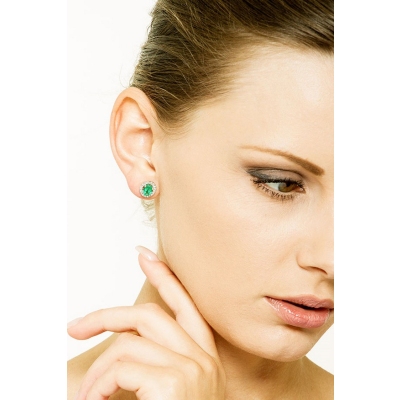 18k white gold halo stud earrings with diamonds and emeralds 