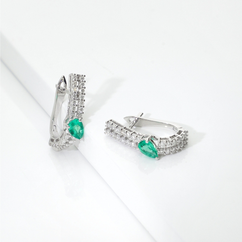 ORECCHINI CON BRILLANTI E SMERALDI GOCCE MM6X4