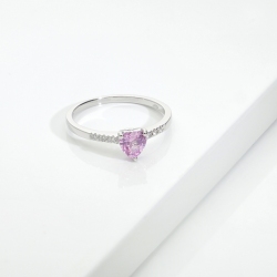 Anello oro bianco 18k zaffiro rosa centrale a cuore e diamanti sul gambo