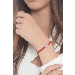 Bracciale con cordino rosso e charm cuore in diamanti 2