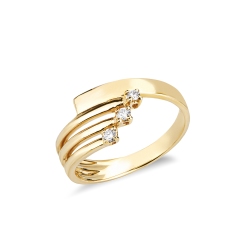 Yellow gold 18k band ring with three diamonds 