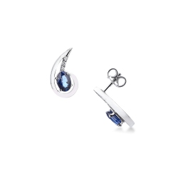 Fancy earrings in 18k white gold with diamonds and sapphires