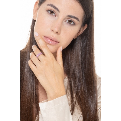 Anello in oro bianco 18k con diamanti e zaffiri rosa