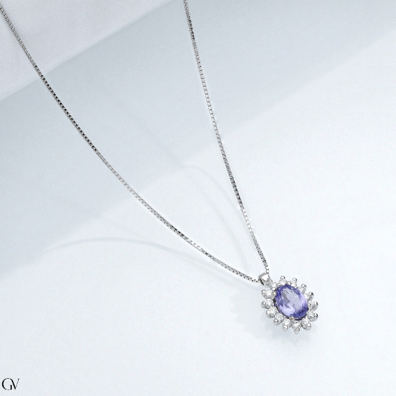 Necklace in white gold 18k with diamonds and tanzanite oval cut