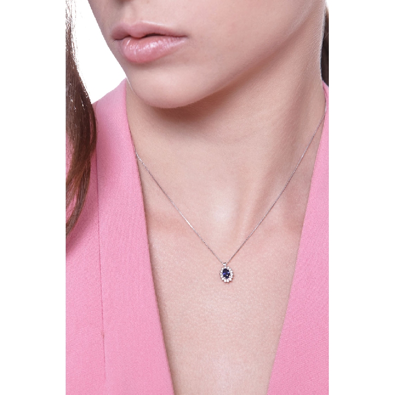 Necklace with sapphire and diamond pendant in 18k white gold