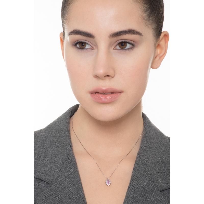 Necklace with pendant, central oval pink sapphire and crowned by diamonds