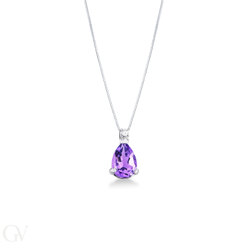 18k white gold necklace with amethyst and diamond