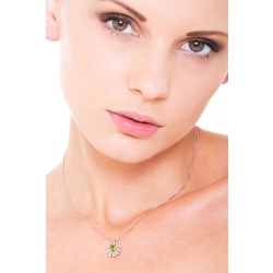 Necklace with pendant, central peridot and a fancy crown of diamonds 2