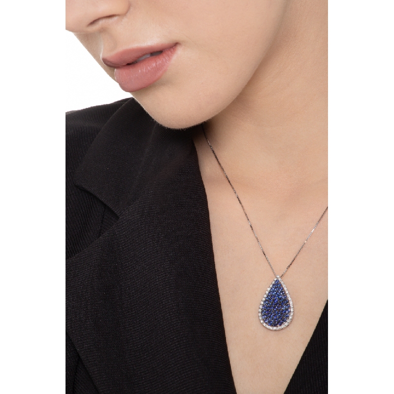 18k white gold pendant with sapphires pavè and diamonds