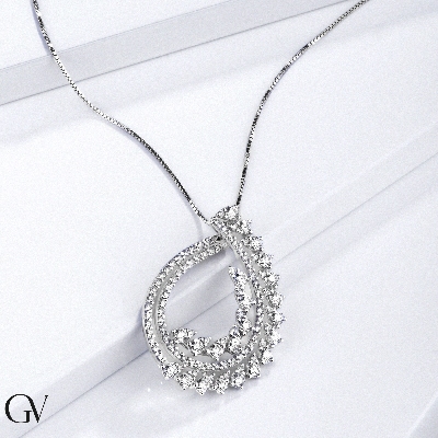 18k white gold necklace with pendand pear shape in diamonds 