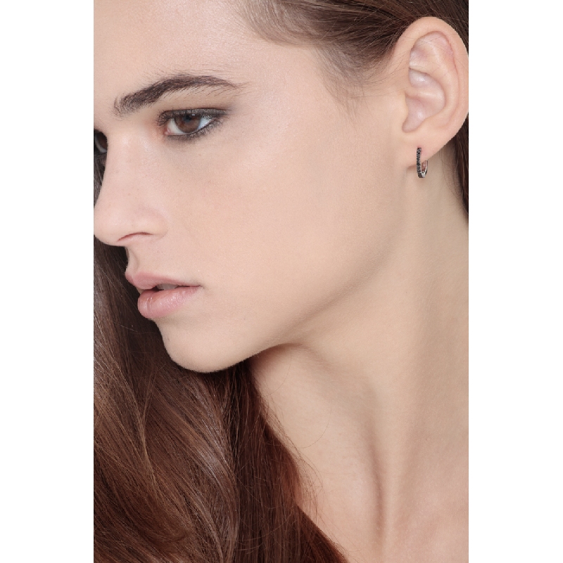 White gold 18k hoop earrings with black diamonds, 13 mm diameter 