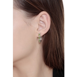 Orecchini in oro bianco 18k con diamanti e peridoti di taglio ovale. 2