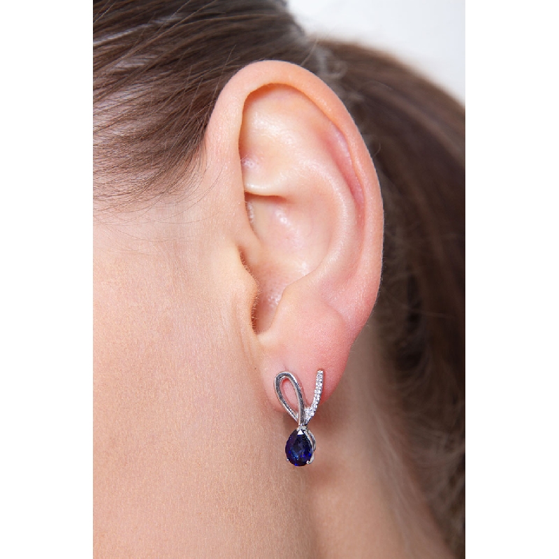 18k white gold earrings with diamonds and blue sapphires 