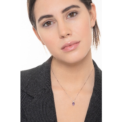 Amethyst pendant with diamond