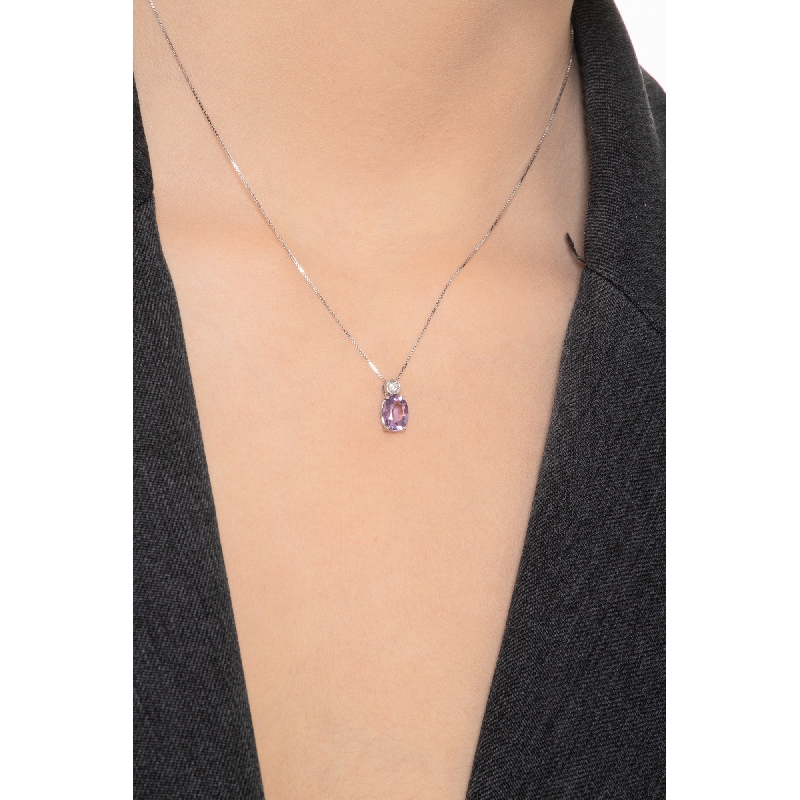 Amethyst pendant with diamond