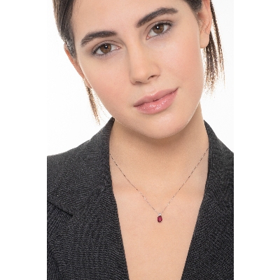 Ruby pendant with diamond