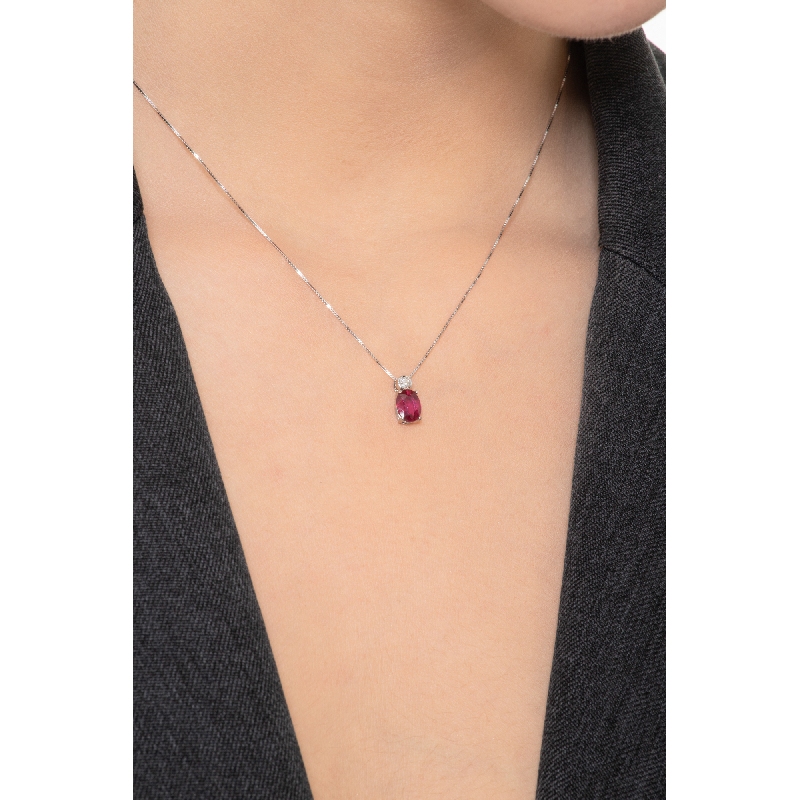 Ruby pendant with diamond