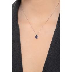 Blue sapphire pendant with round cut diamond 2