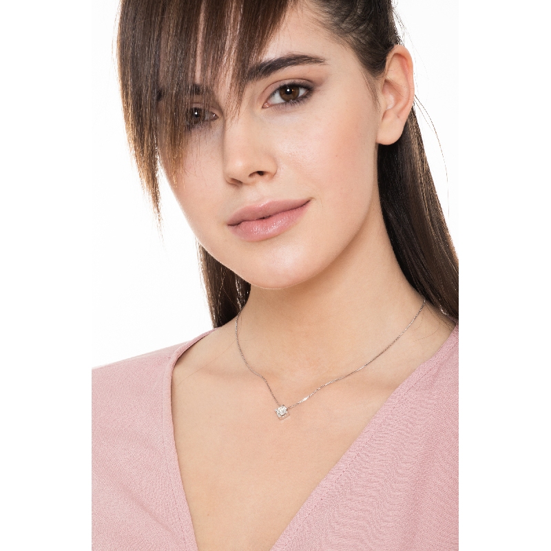 Collana punto luce a rombo in oro bianco 18k con diamante di 0.70 ct