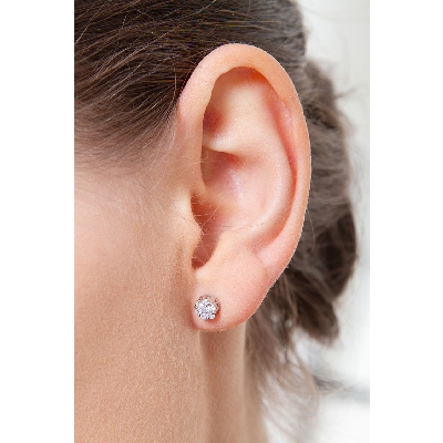 Orecchini in Oro Bianco 18k con pavè in Diamanti, ct. 0,22