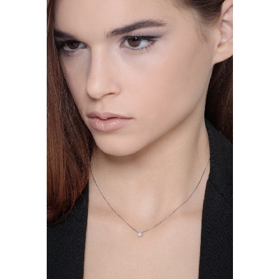 Collana punto luce in oro bianco 18k con diamanti modello Illusion