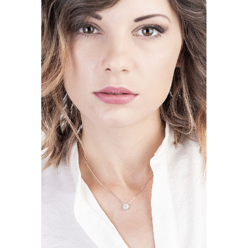 18k white gold necklace with diamond illusion pendant flower shaped