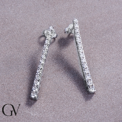 Drop tennis earrings with white diamonds