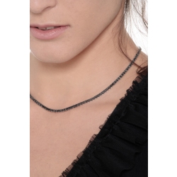 Collana tennis lineare in oro bianco 18k con diamanti neri e punte brunite 2