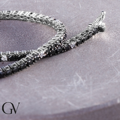 Wire tennis bracelet with black and white diamonds