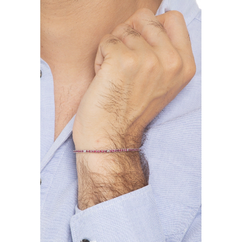 Tennis bracelet with alternated diamonds and rubies