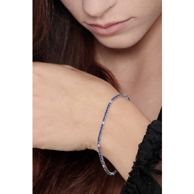 Bracciale Tennis in oro Bianco 18k con Diamanti e Zaffiri blu