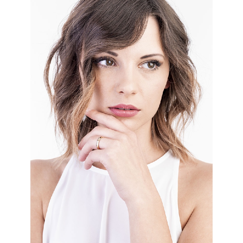 18k white and yellow anniversary ring with diamonds 