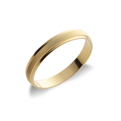 Diamond cut yellow gold 18k wedding ring 