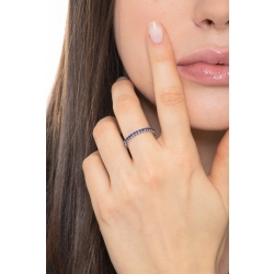 Eternity a griffe in Oro Bianco 18k con zaffiri blu 2