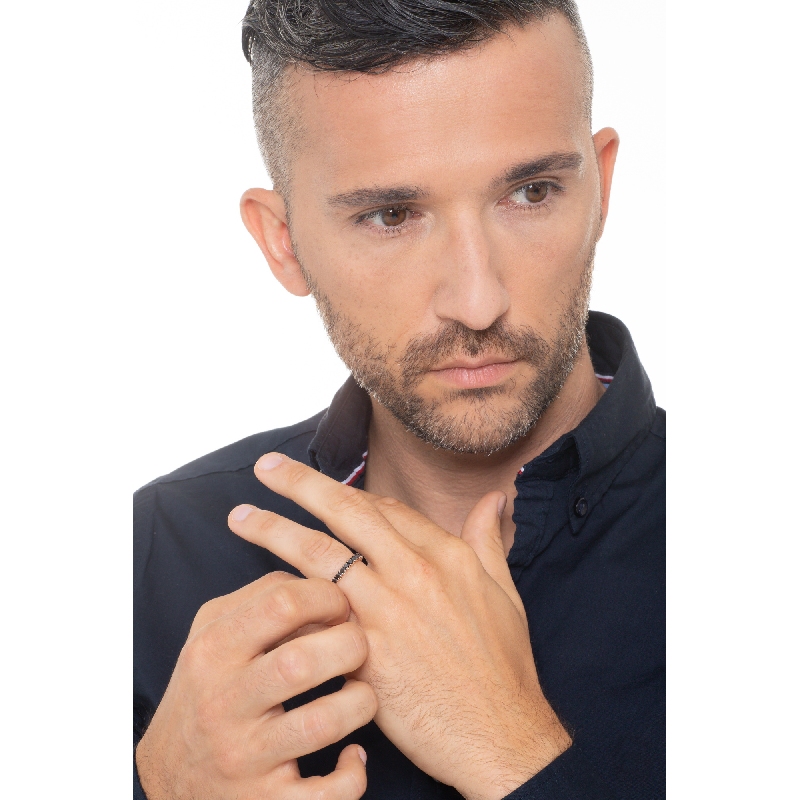 Anello Eternity a griffe in Oro Rosa 18k con Diamanti Neri