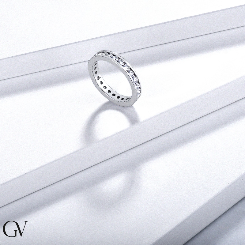 FEDE ETERNITY BINARIO.   ORO BIANCO E BRILL.CT0,05. VEDERE MISURE.