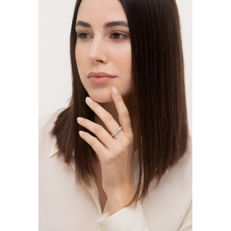 Anello Eternity a binario in Oro bianco 18k con Diamanti da 0.07 ct