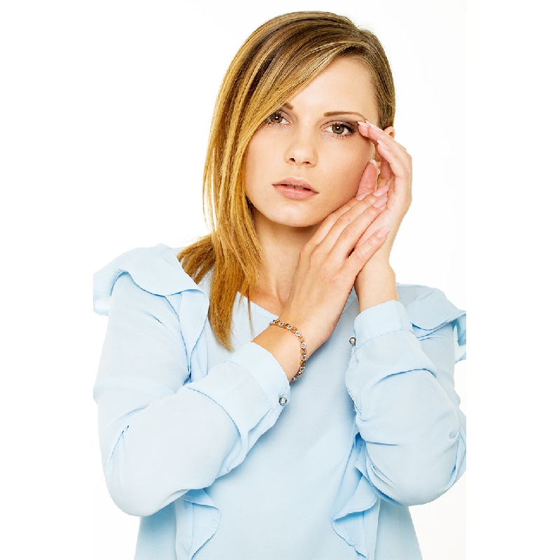 18k rose and white gold oval links bracelet with diamonds