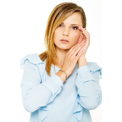 18k rose and white gold oval links bracelet with diamonds