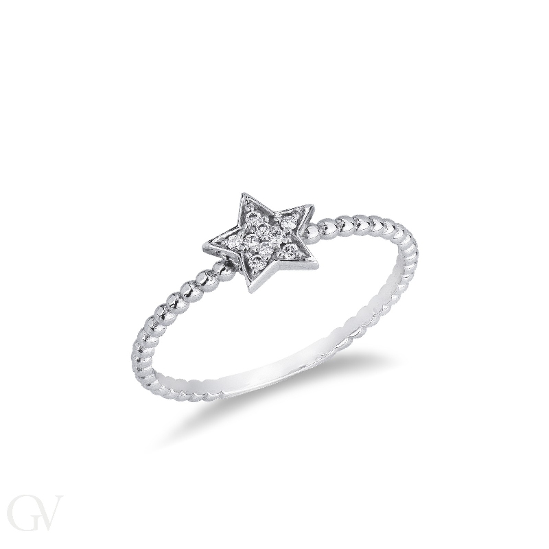 18k white gold star ring with diamonds 