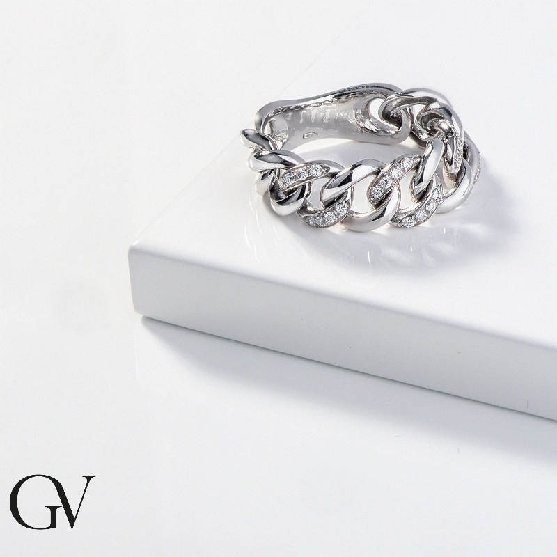 Groumette ring in white gold 18k with three diamonds-set links 