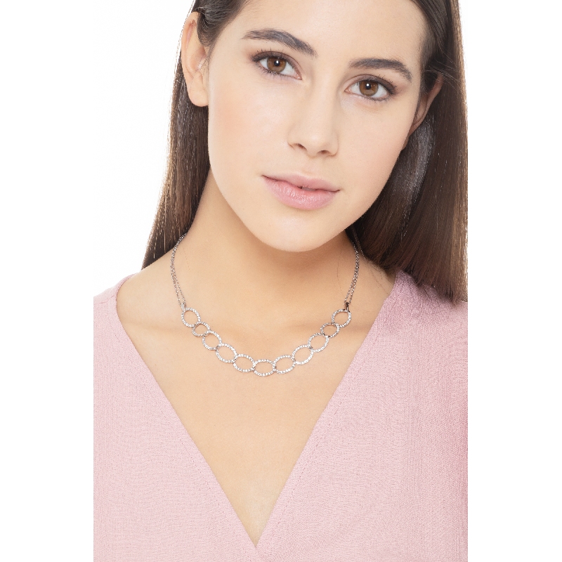 Girocollo a maglie ovali tipo groumette in oro bianco 18k con diamanti