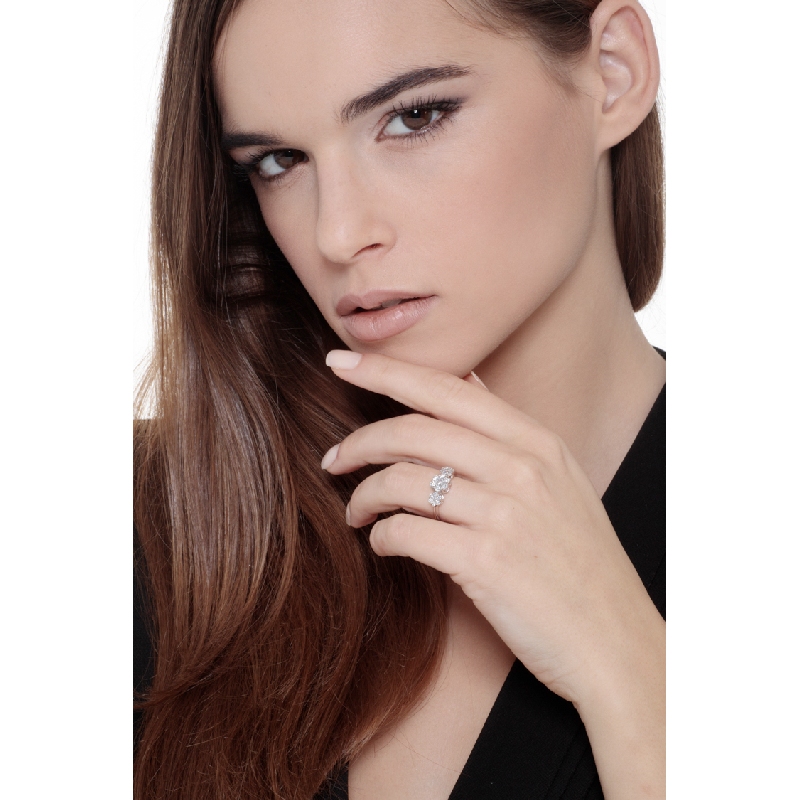 Anello illusione trilogy in oro bianco 18k con diamanti