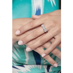 White gold 18k trilogy ring Illusion model with diamonds  2