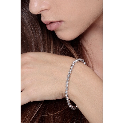 18k white gold bracelet with textured spheres